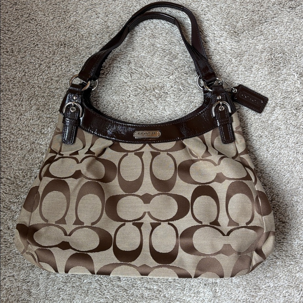 Coach Large Hobo Bag *NEVER USED* - Picture 2 of 5